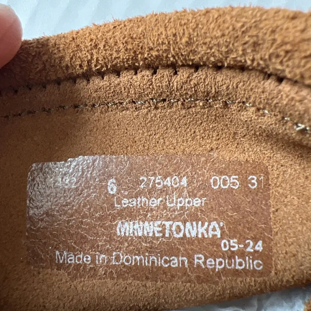MINNETONKA MOCCASIN Size 6 Baby Moccasin Brown 100% Suede Bootie $65 NWB